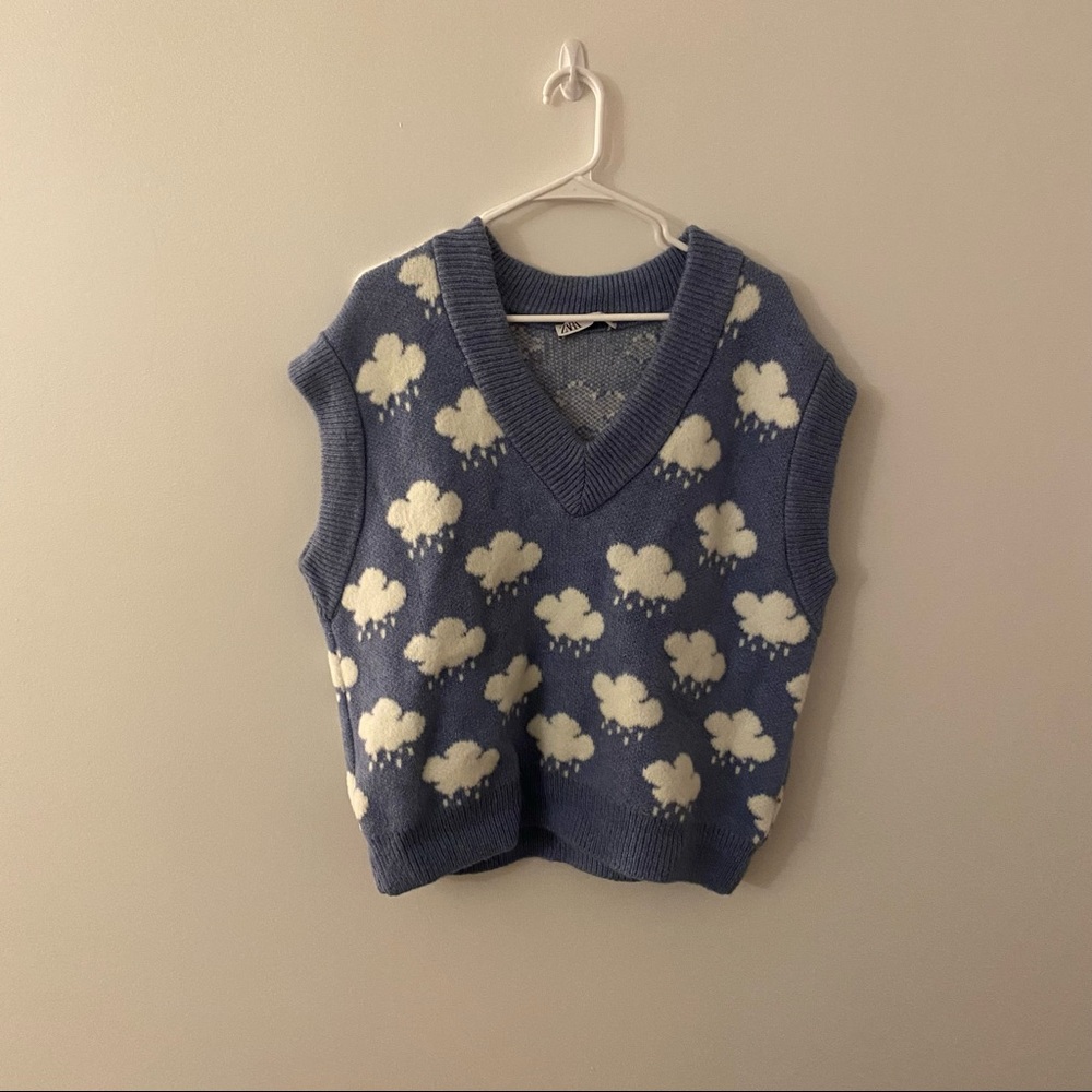 Zara Cloud Vest